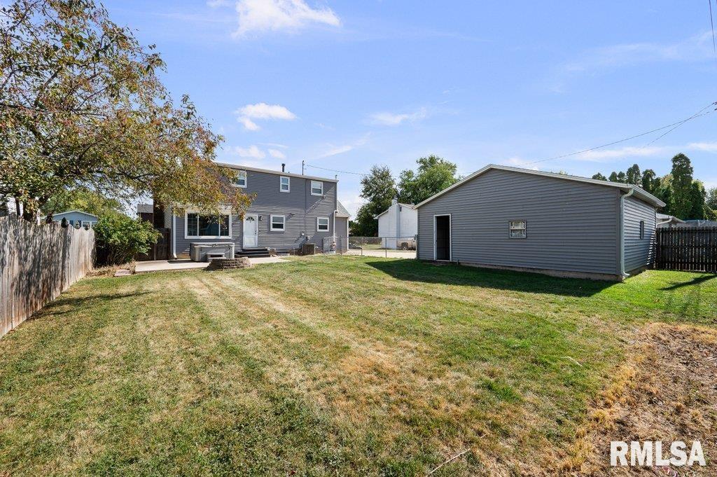 612 12th Avenue Hampton, IL 61256 - Photo 10 of 43