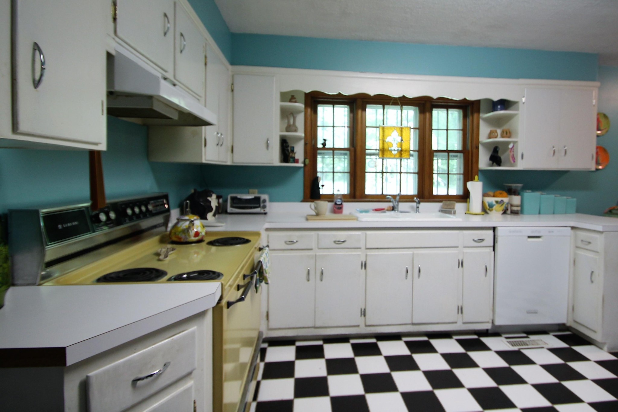4814 Sunset Road West Knoxville, TN 37914 - Photo 4 of 27 Gallery Image 4