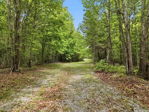$399,000 | 2750 B Browns Trace Road, Sherwood, TN 37376