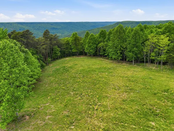 $399,000 | 2750 B Browns Trace Road, Sherwood, TN 37376