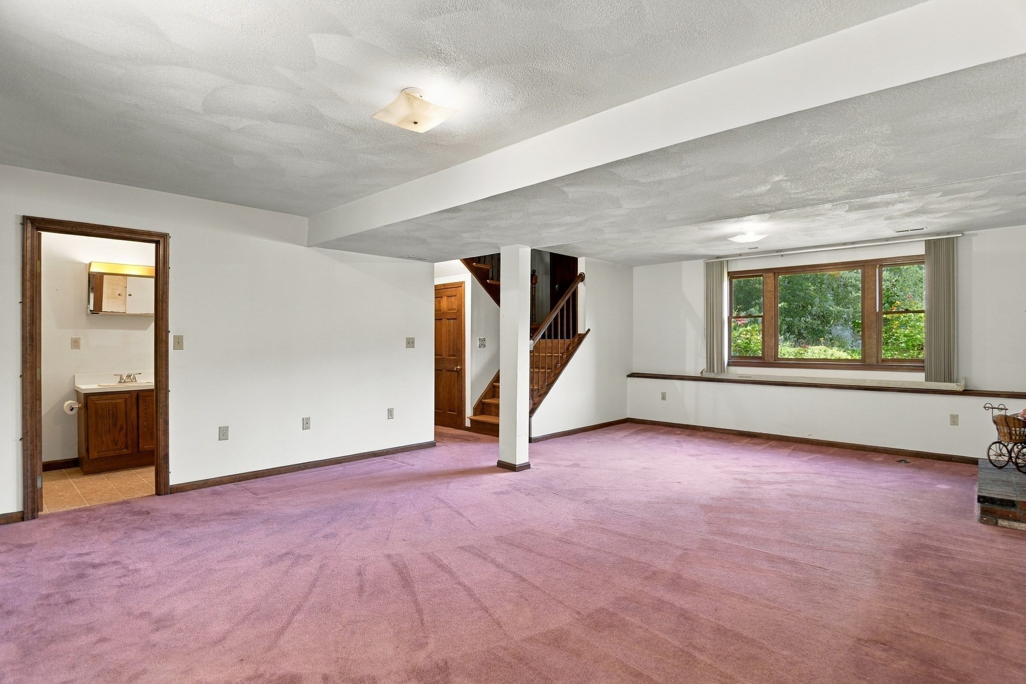 2 Clifford Road Burlington, MA 01803 - Photo 18 of 42 Gallery Image 18