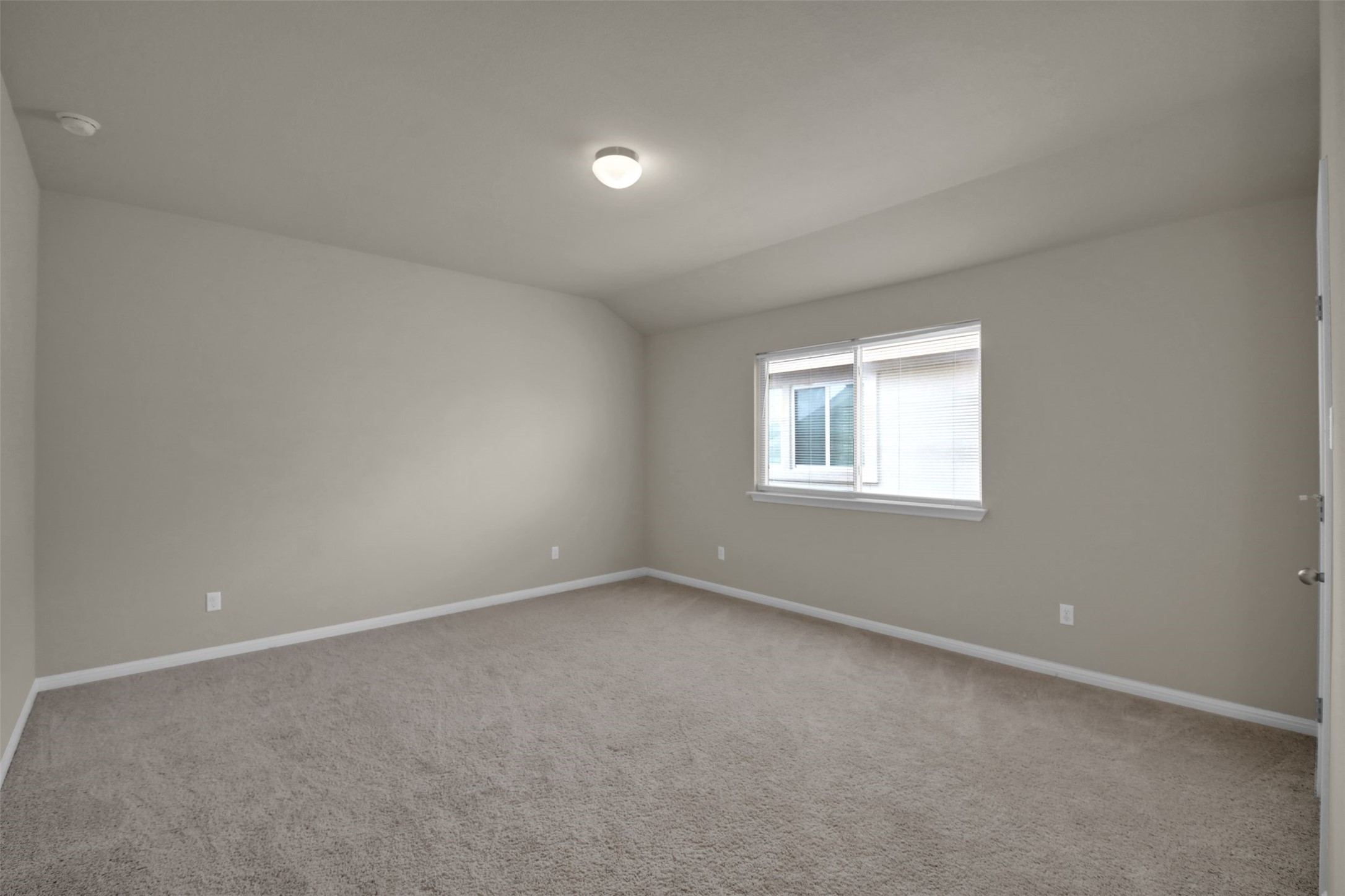 1829 Chickasaw Run Leander, TX 78641 - Photo 33 of 40 an empty room with a window