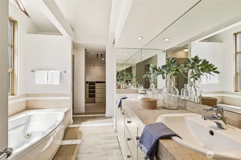 $1,750,000 | 3607 West Commodore Way, Seattle, WA 98199
