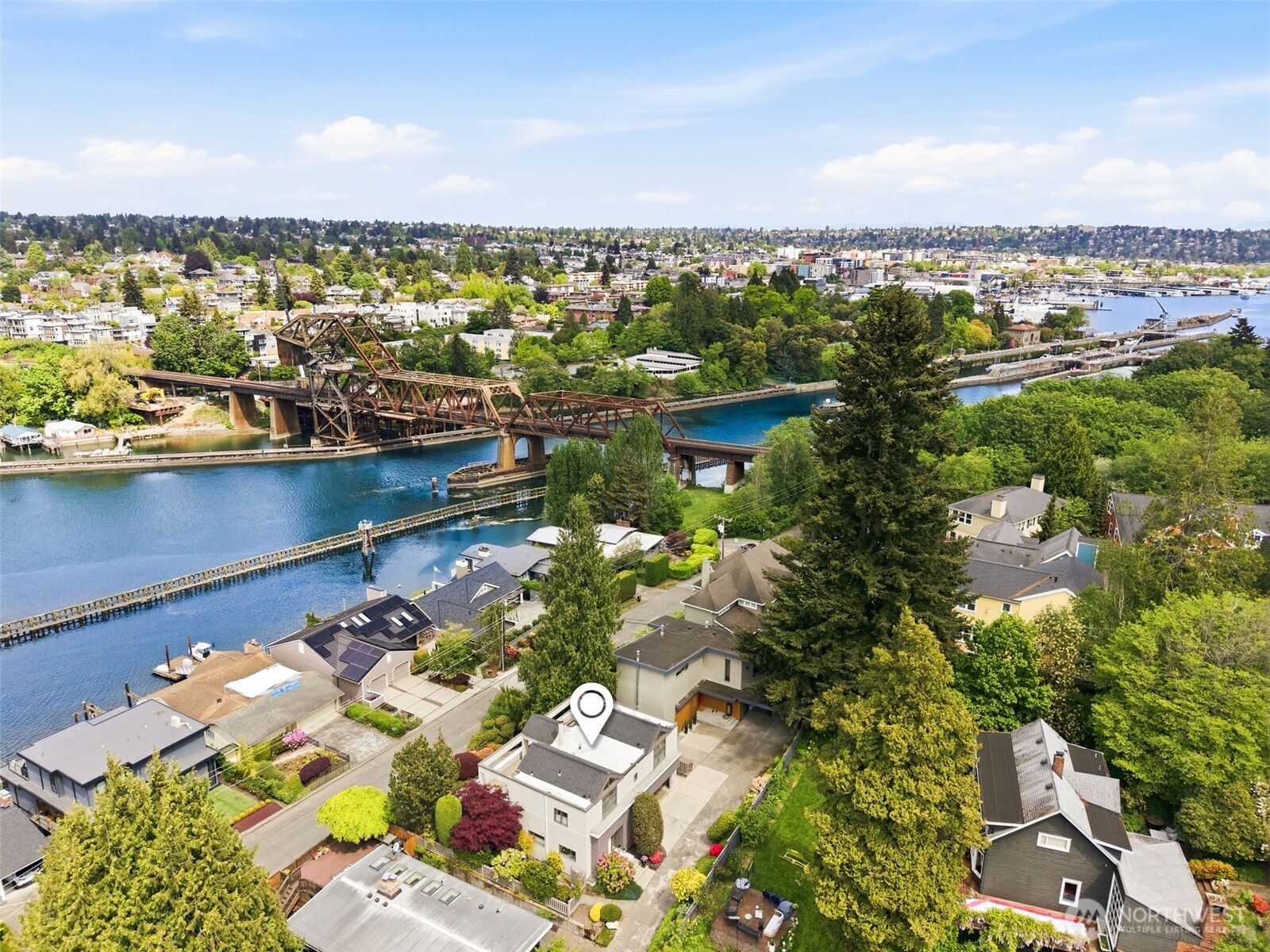 3607 West Commodore Way Seattle, WA 98199 - Photo 35 of 37