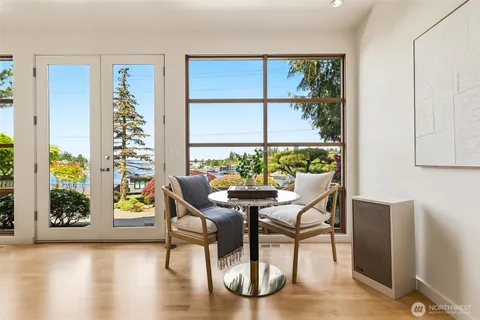 $1,750,000 | 3607 West Commodore Way, Seattle, WA 98199