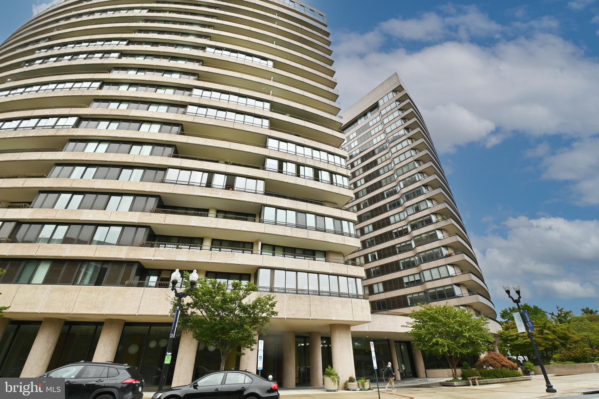 1300 Crystal Drive, Unit PH14 Arlington, VA 22202 - Photo 2 of 60