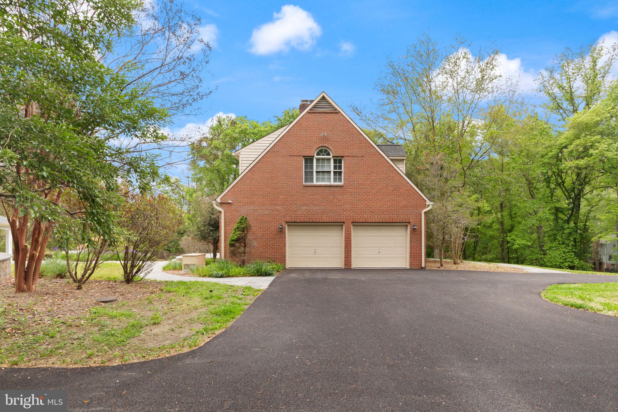 14613 Philpot Road Phoenix, MD 21131 - Photo 13 of 69 Plenty of Parking