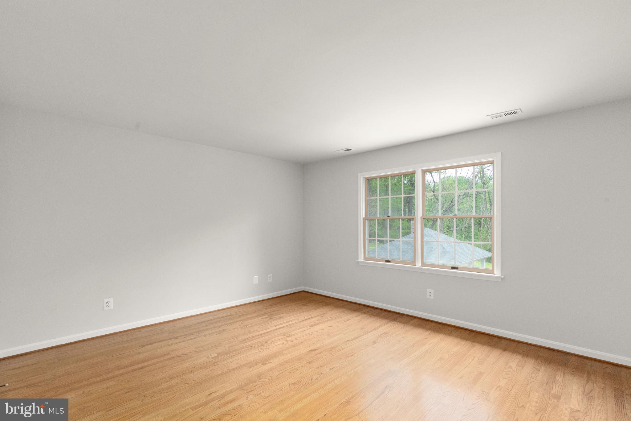 14613 Philpot Road Phoenix, MD 21131 - Photo 35 of 69 Bedroom