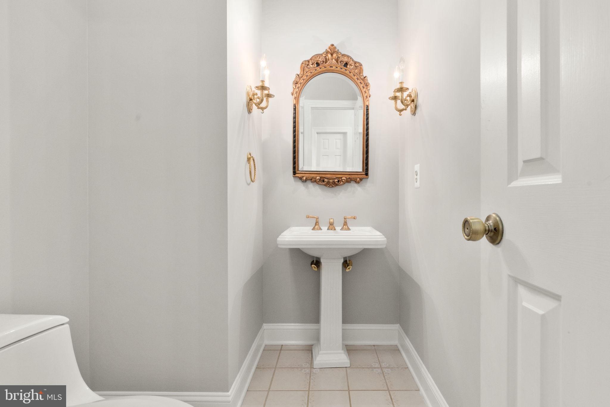 14613 Philpot Road Phoenix, MD 21131 - Photo 41 of 69 Powder Room