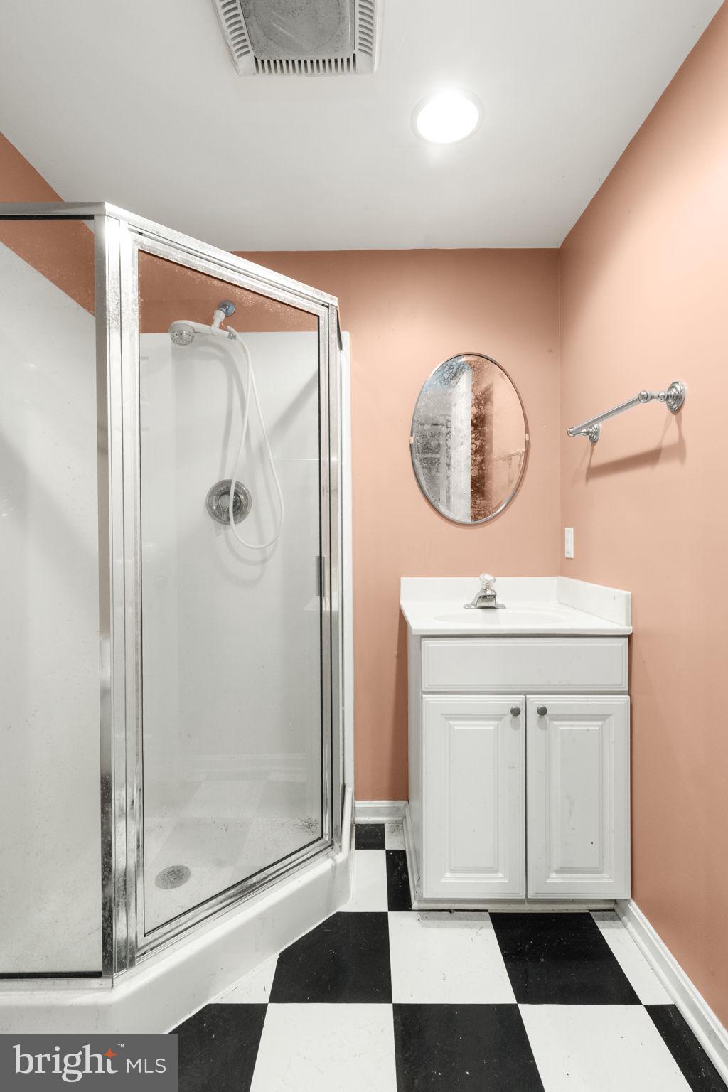 14613 Philpot Road Phoenix, MD 21131 - Photo 47 of 69 Lower Level Full Bath