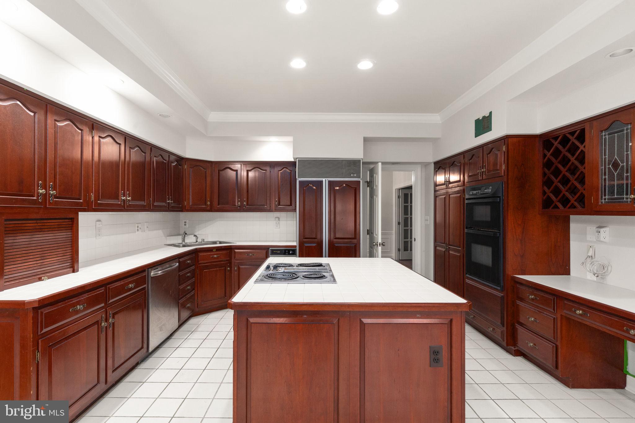 14613 Philpot Road Phoenix, MD 21131 - Photo 7 of 69 Kitchen with Solid Wood Cherry Cabinets