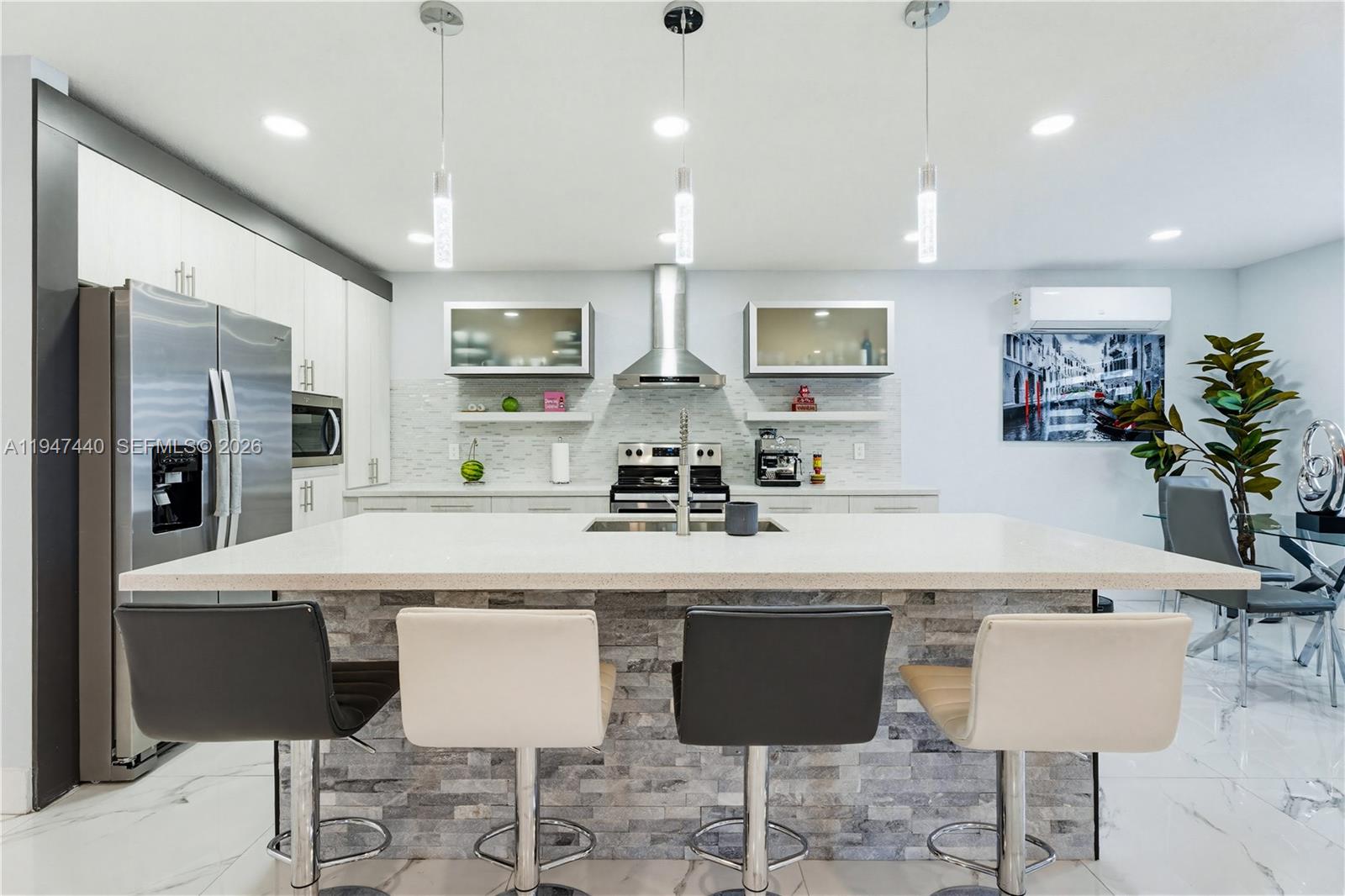 2810 Southwest 123rd Court Miami, FL 33175 - Photo 11 of 53