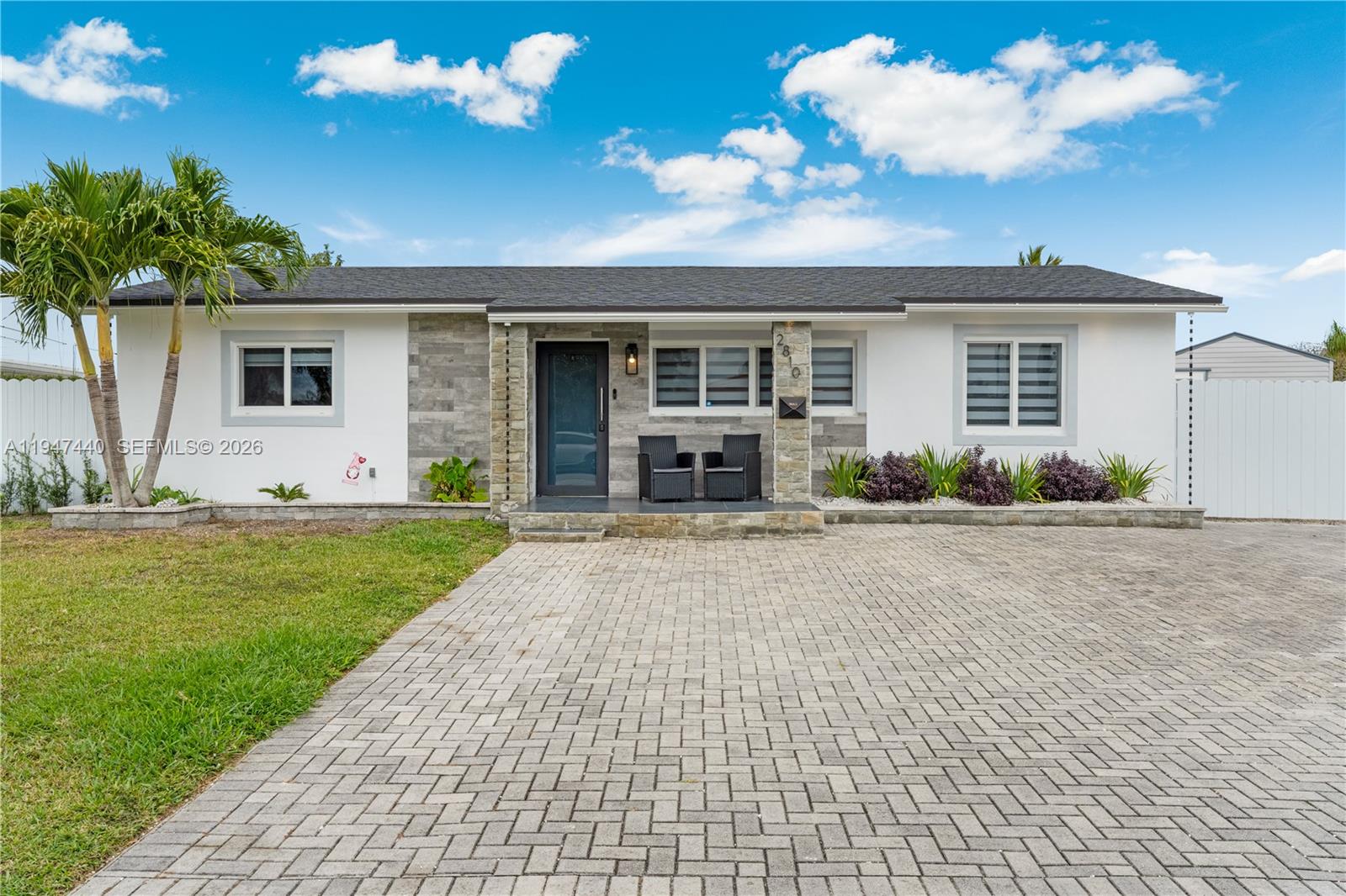 2810 Southwest 123rd Court Miami, FL 33175 - Photo 4 of 53