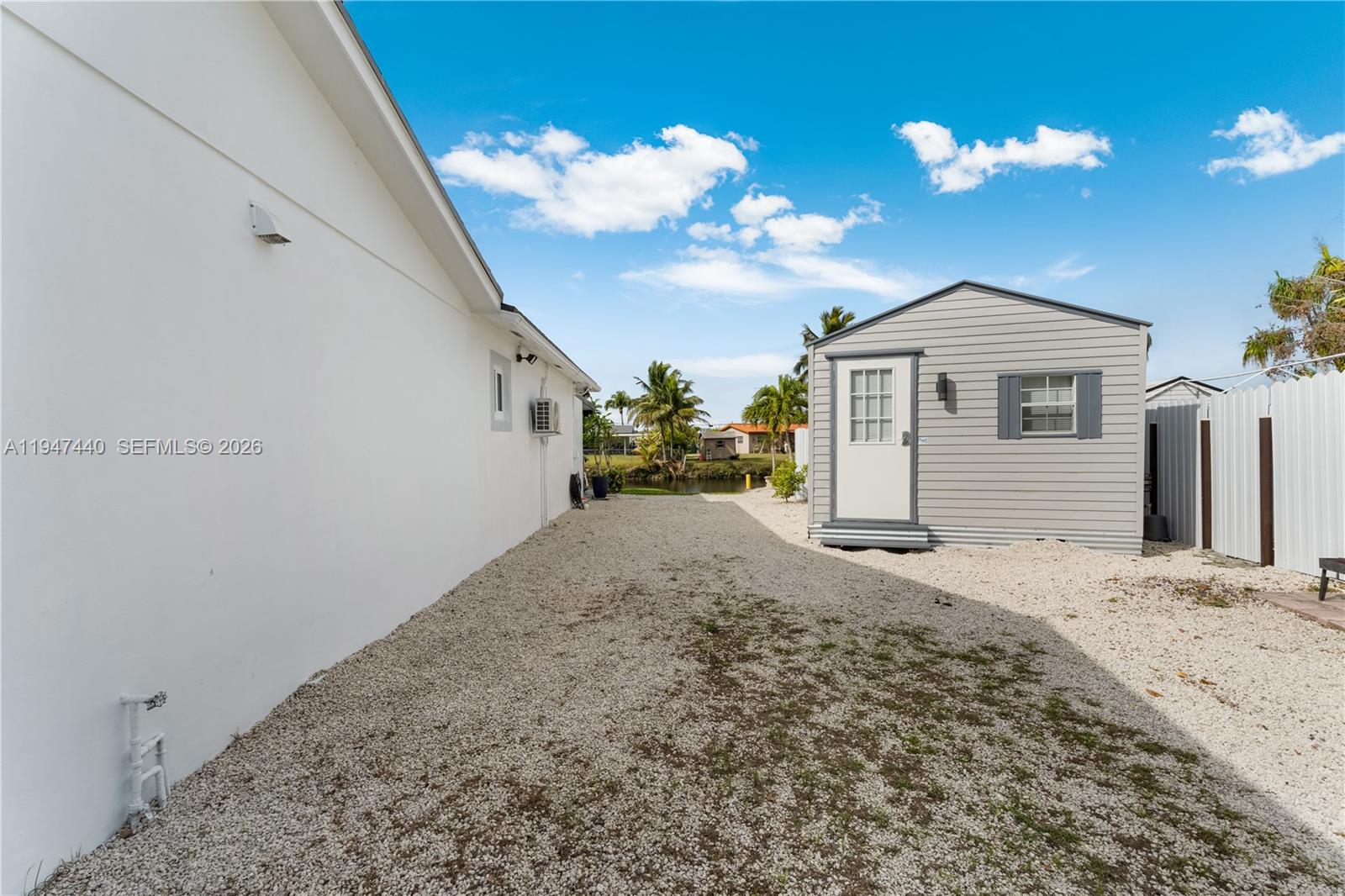 2810 Southwest 123rd Court Miami, FL 33175 - Photo 43 of 53