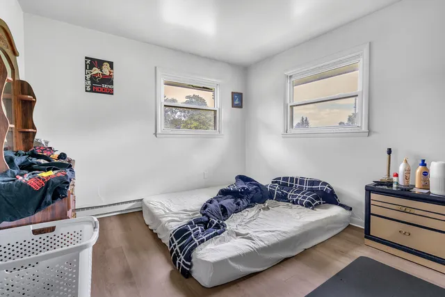 $825,000 | 100 East Market Street, Piper City, IL 60959