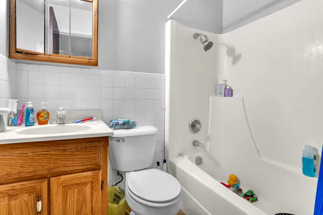 $825,000 | 100 East Market Street, Piper City, IL 60959