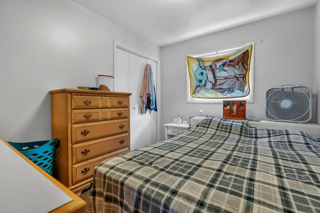 $825,000 | 100 East Market Street, Piper City, IL 60959