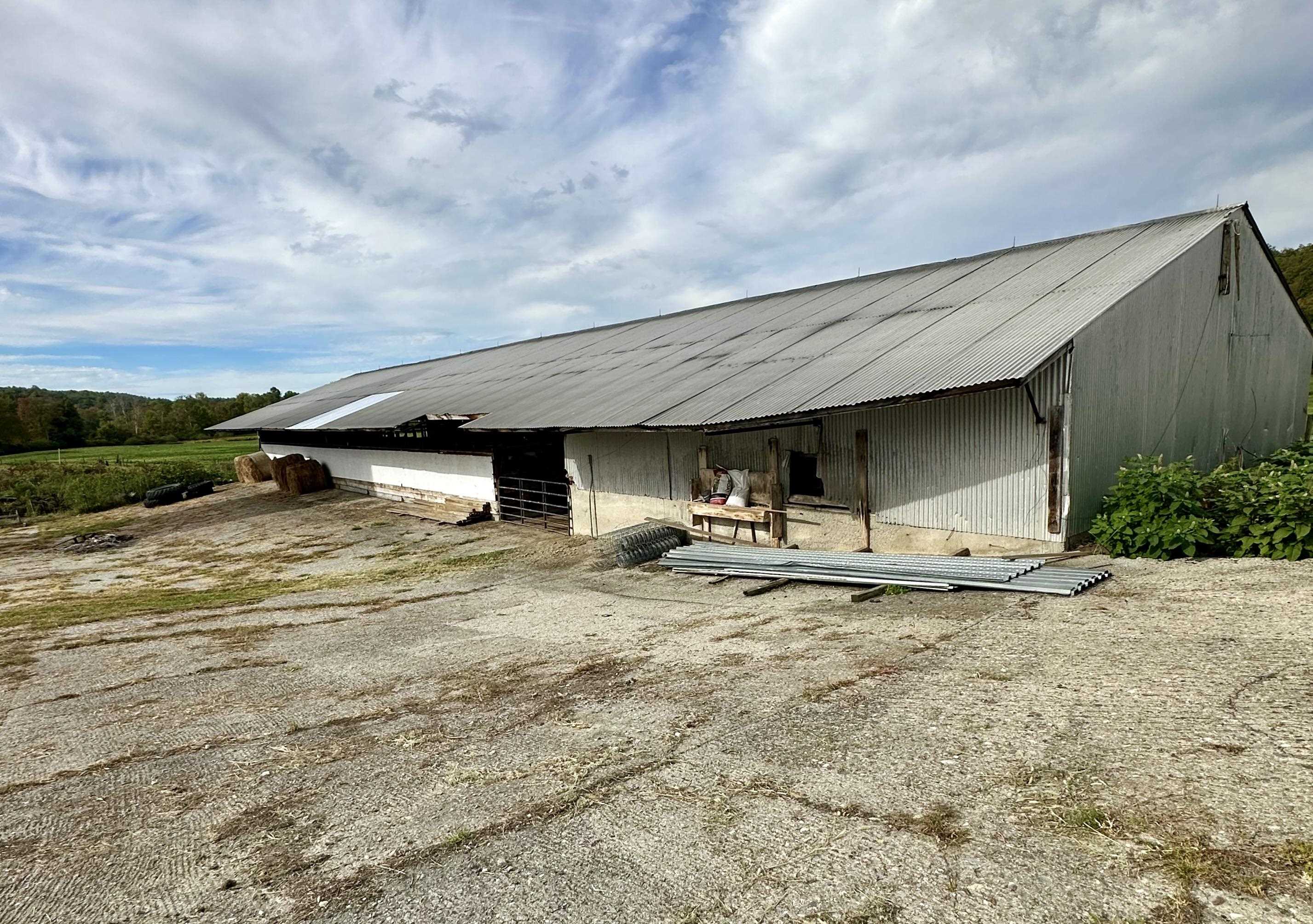 288 Walker Road Poultney, VT 05764 - Photo 16 of 55