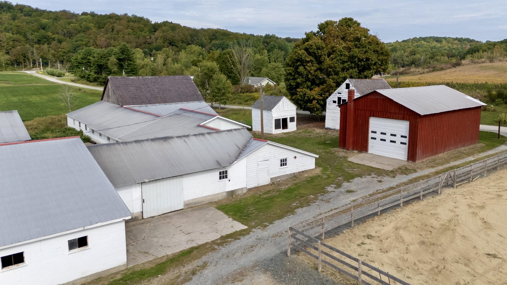 288 Walker Road Poultney, VT 05764 - Photo 3 of 55