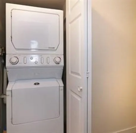 a close up view of a washer and dryer