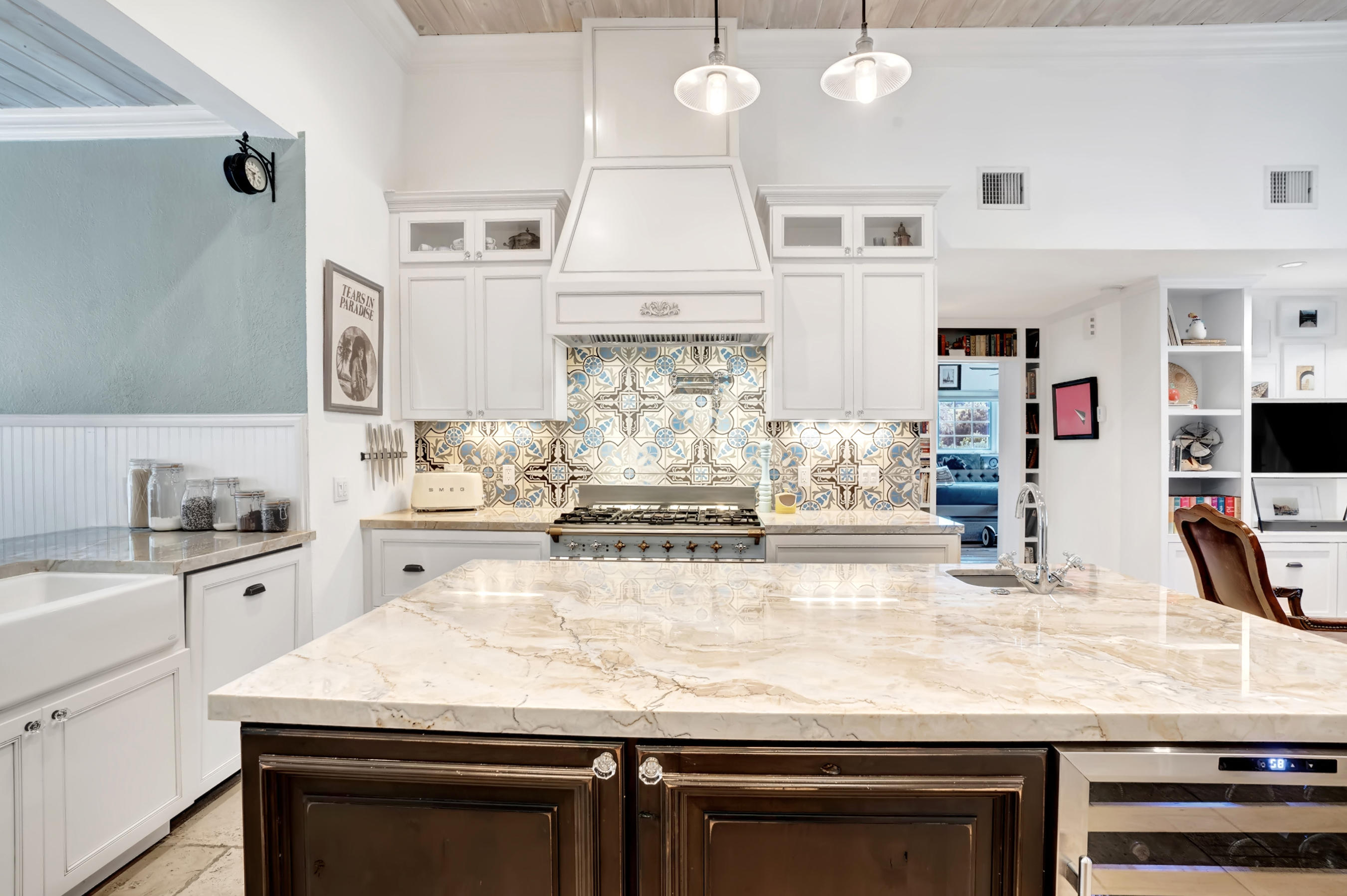 235 Northeast 3rd Court Boca Raton, FL 33432 - Photo 1 of 25 Kitchen