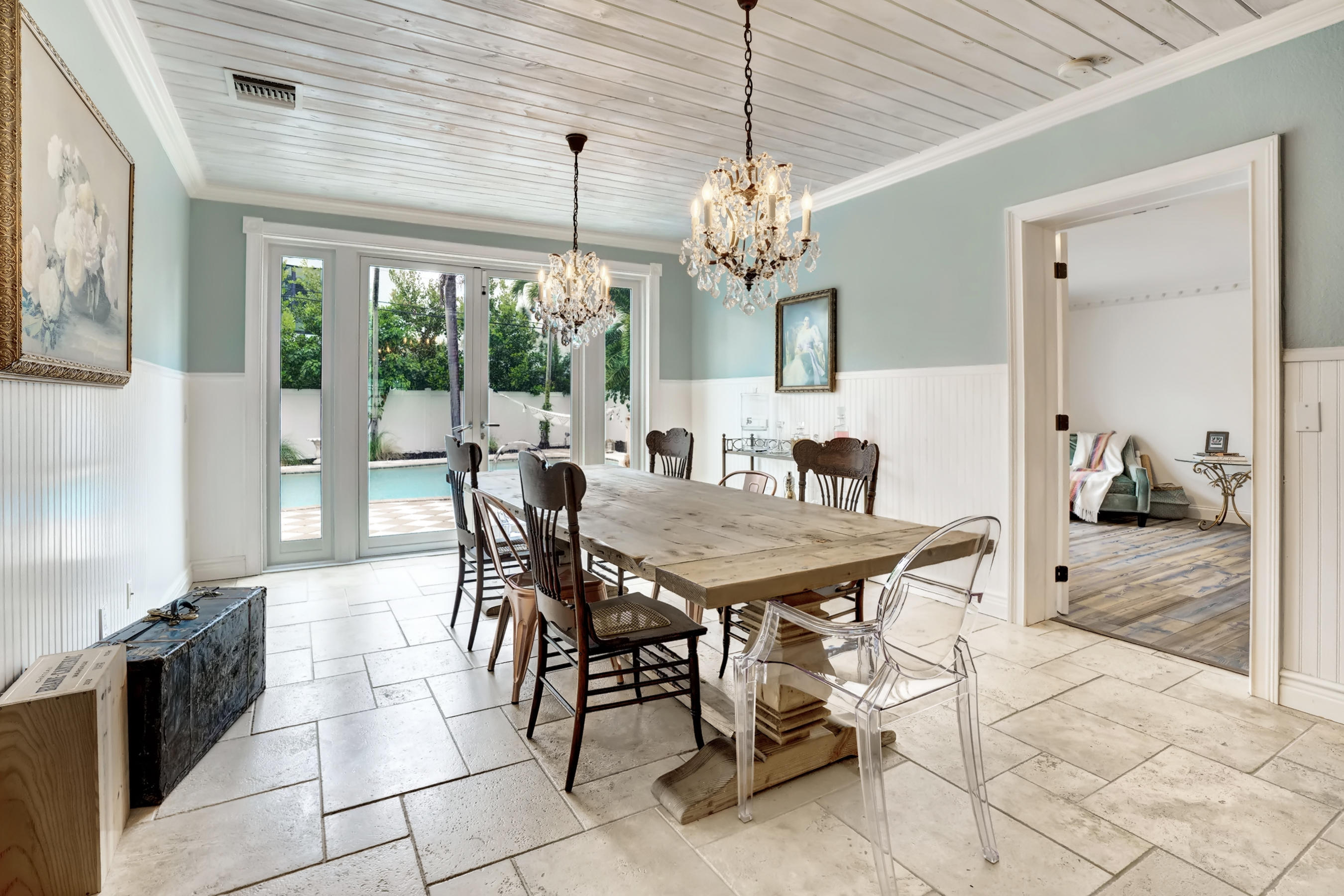 235 Northeast 3rd Court Boca Raton, FL 33432 - Photo 3 of 25 Dining room w pool views