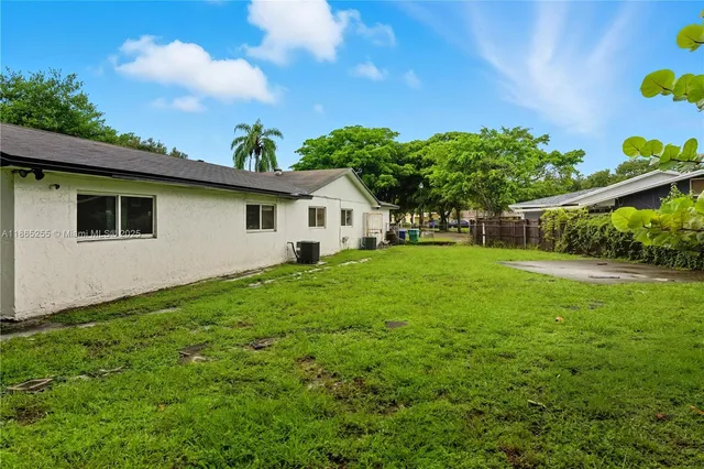 $699,000 | 1672 Northwest 192nd Terrace, Miami Gardens, FL 33169