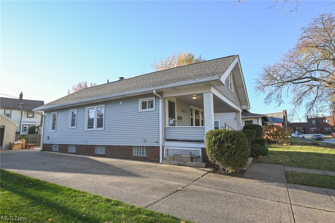 3832 Silsby Road Cleveland, OH 44111 - Photo 2 of 21 View of front of property with a front yard