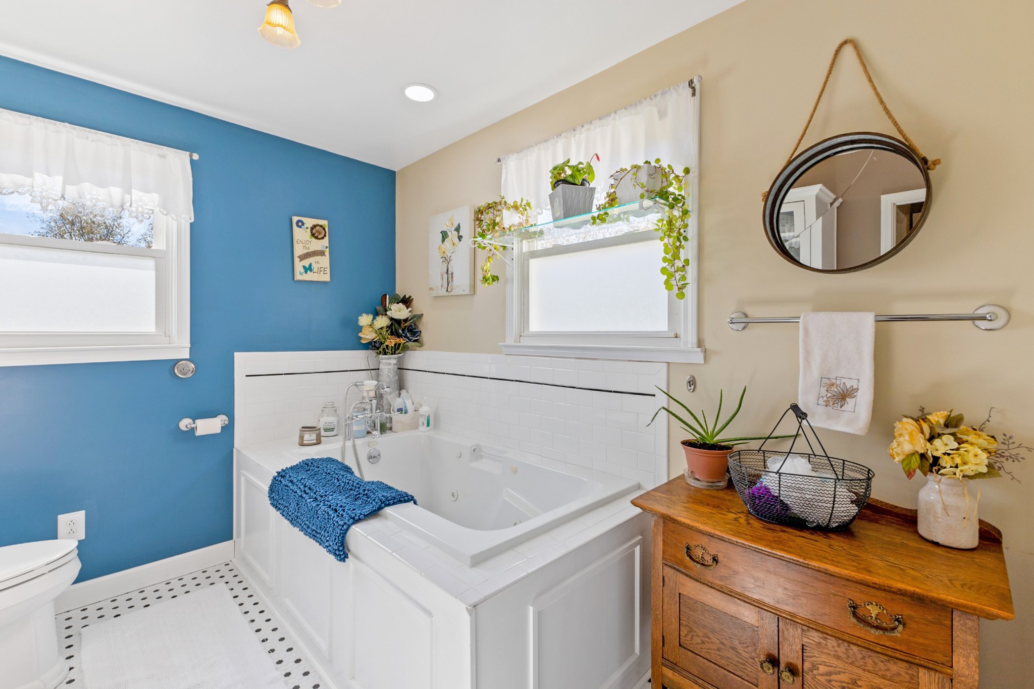 2760 Cave Springs Road Springfield, TN 37172 - Photo 13 of 74 a bathroom with a sink and a mirror