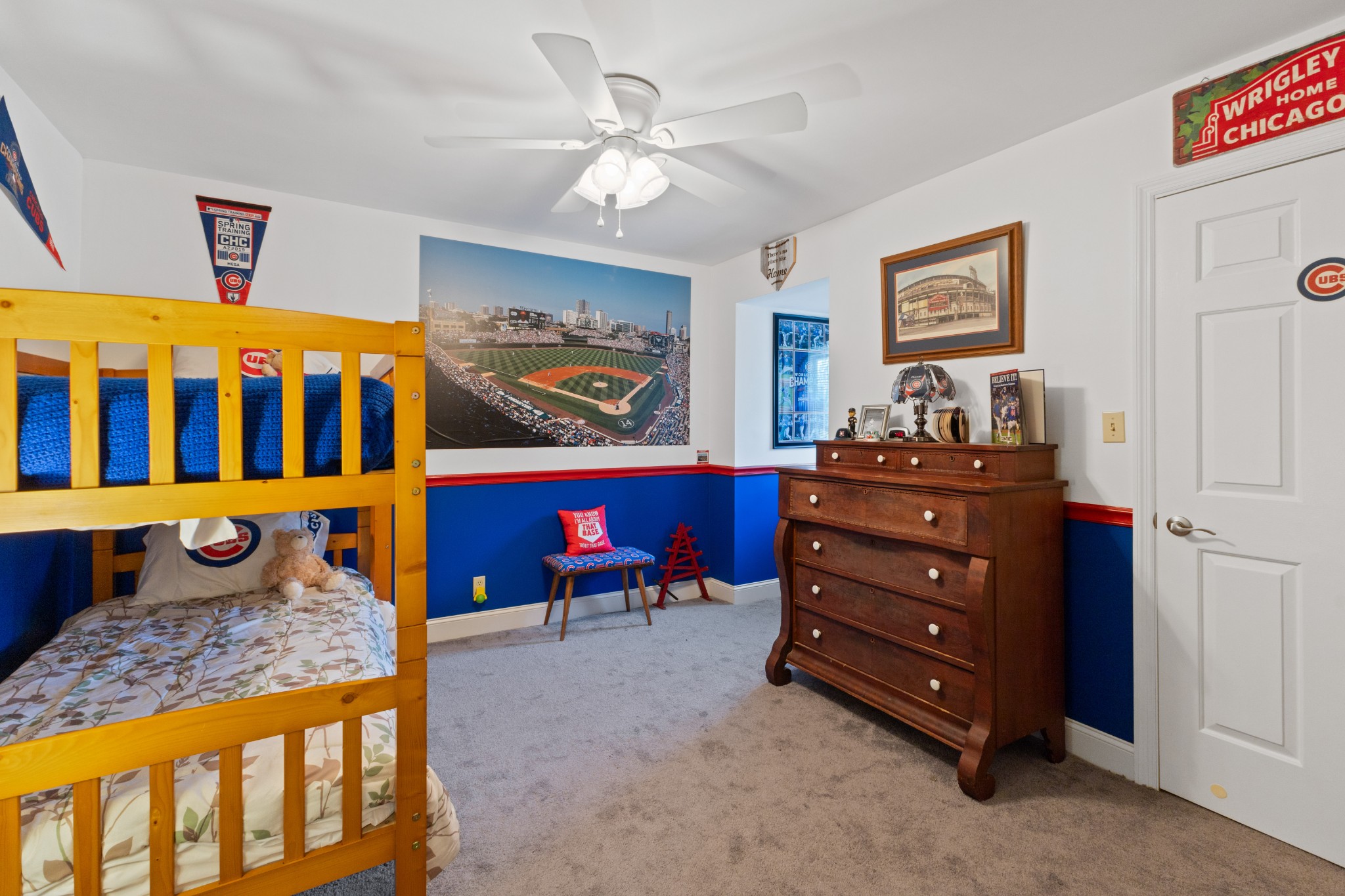 2760 Cave Springs Road Springfield, TN 37172 - Photo 20 of 74 a living room with furniture and a baby crib