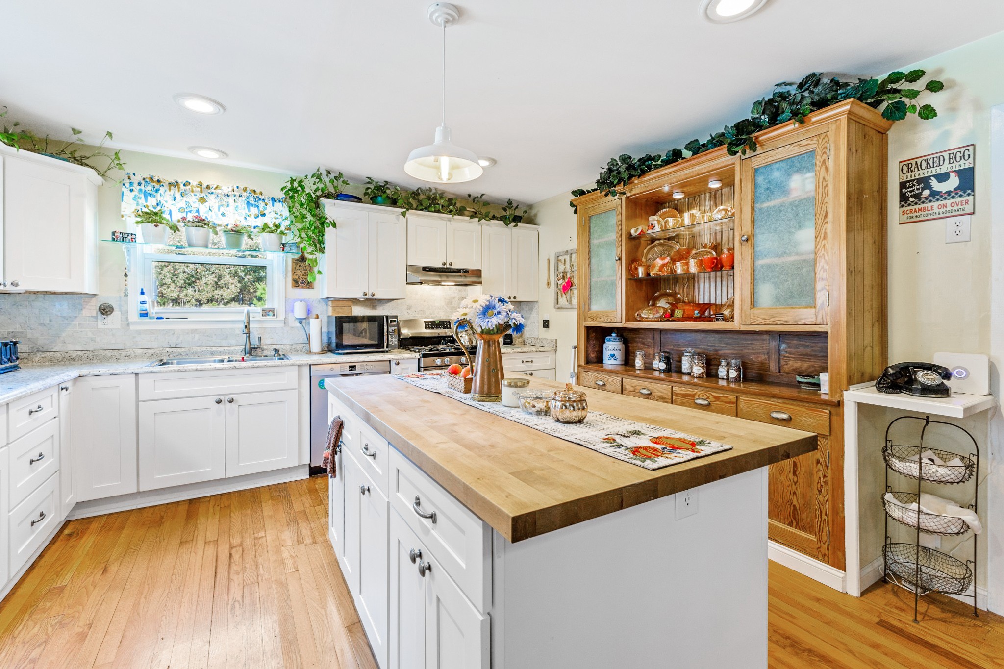 2760 Cave Springs Road Springfield, TN 37172 - Photo 4 of 74