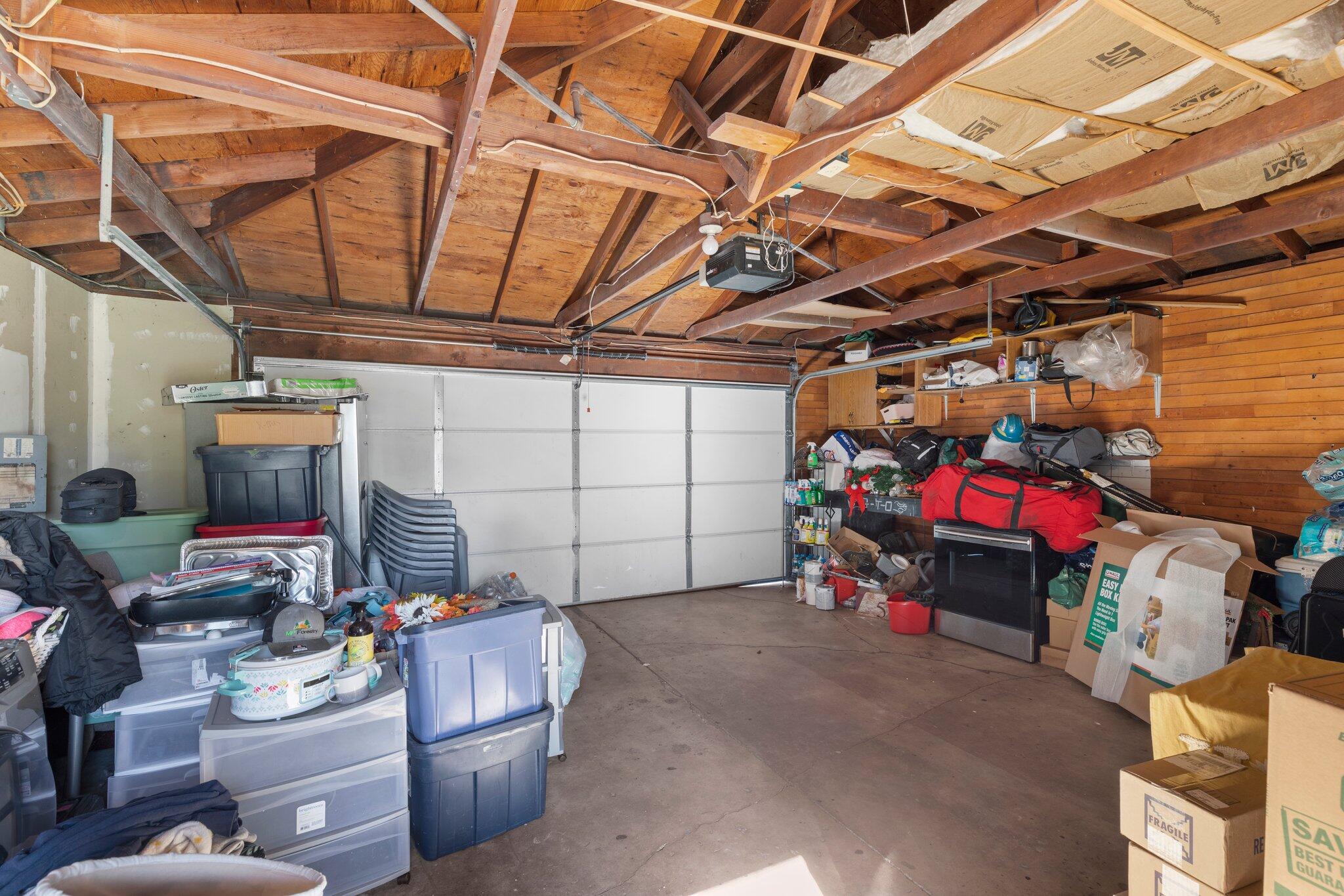 2020 Delta Waters Road Medford, OR 97504 - Photo 21 of 29 2 Car Garage