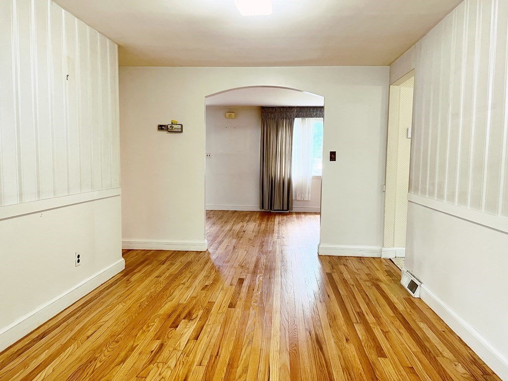 39 Long Hill Road Ashland, MA 01721 - Photo 6 of 21 Gallery Image 6