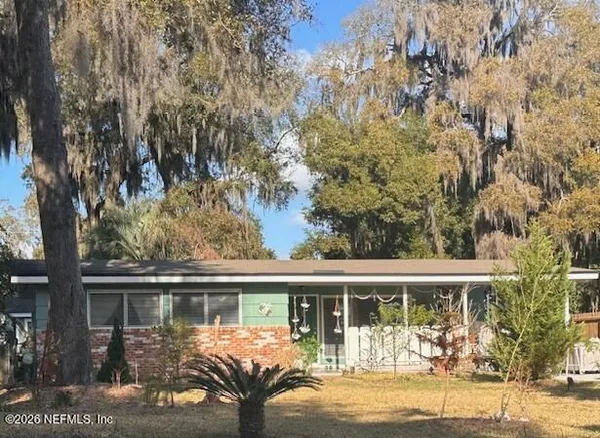 $194,000 | 804 Cypress Avenue North, Green Cove Springs, FL 32043