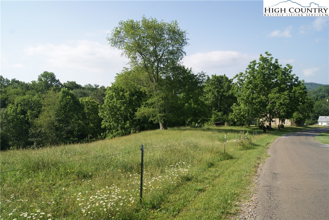 128 Maple Street Sparta, NC 28675 - Photo 33 of 35 Gallery Image 33