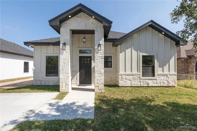 $215,000 | 714 Iowa Avenue, Mercedes, TX 78570