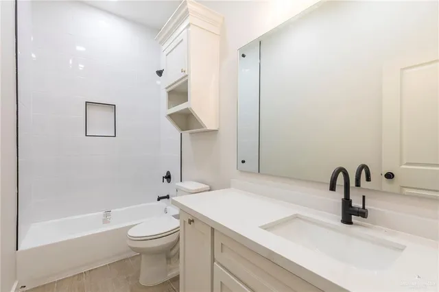 $215,000 | 714 Iowa Avenue, Mercedes, TX 78570