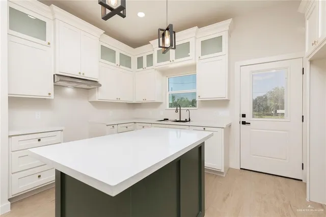 $215,000 | 714 Iowa Avenue, Mercedes, TX 78570