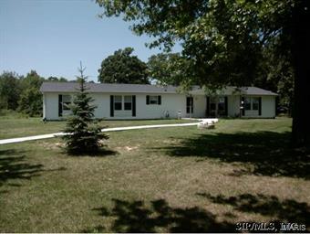 4329 Hoover Road Oakdale, IL 62268 - Photo 1 of 1 Gallery Image 1