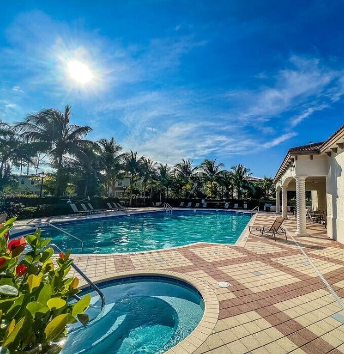 3015 Butternut Lane Riviera Beach, FL 33410 - Photo 33 of 37 Community Pool