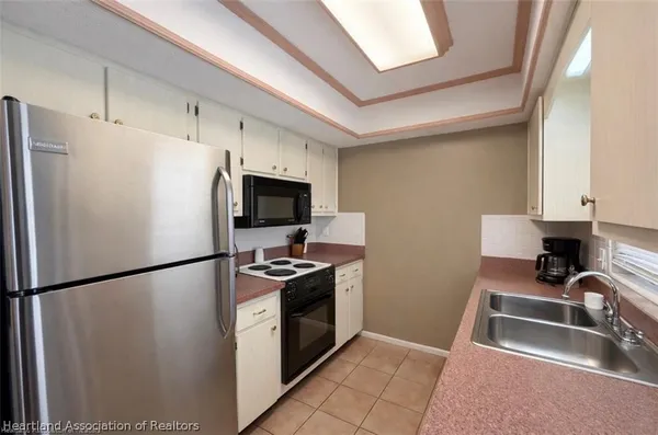 $1,000 | 1801 Lakeview Drive, Unit 302, Sebring, FL 33870