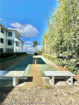 $1,000 | 1801 Lakeview Drive, Unit 302, Sebring, FL 33870