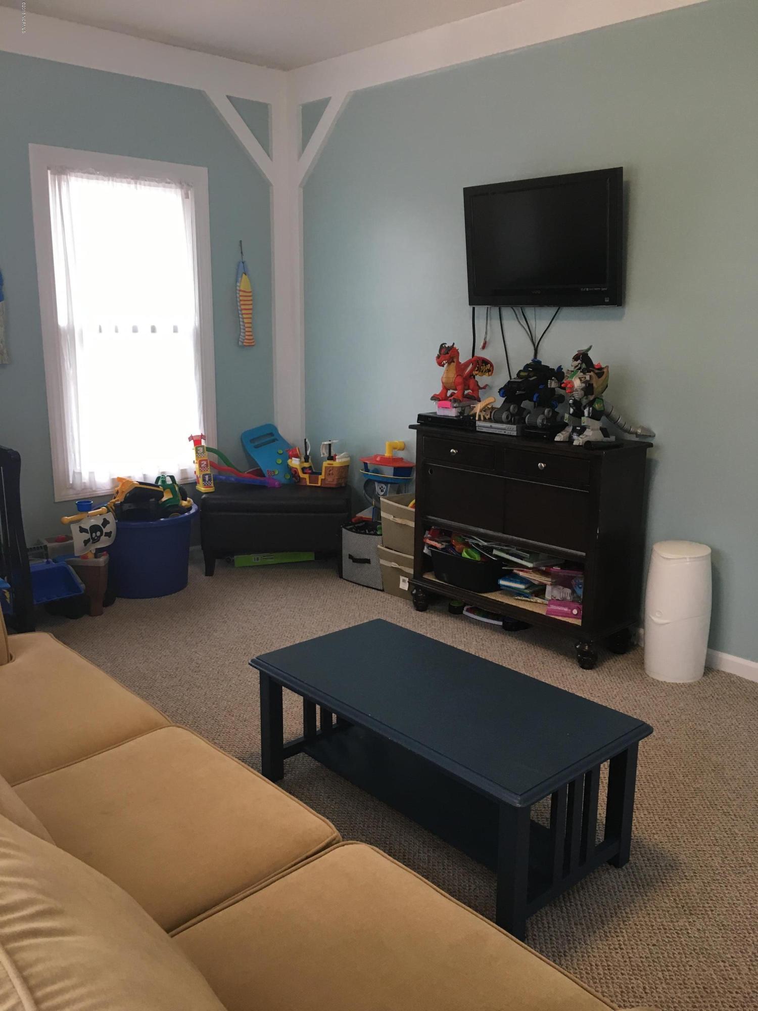 503 Alderson Road Washington, NC 27889 - Photo 12 of 17 012 Den 2