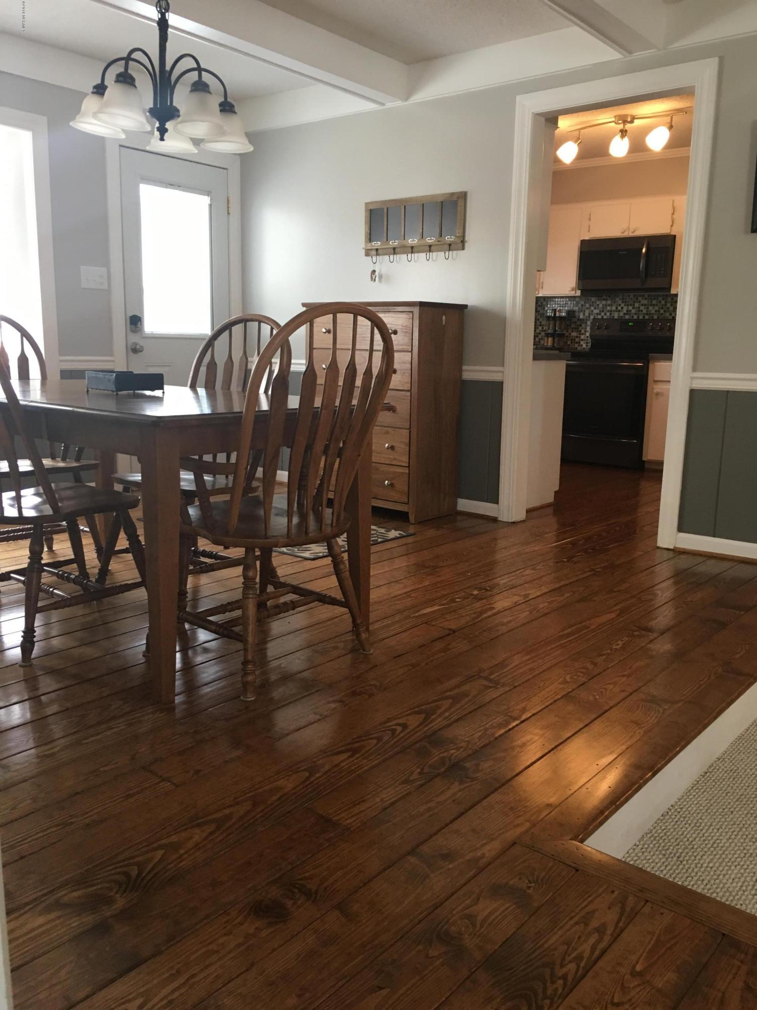 503 Alderson Road Washington, NC 27889 - Photo 7 of 17 007 Dinning 2