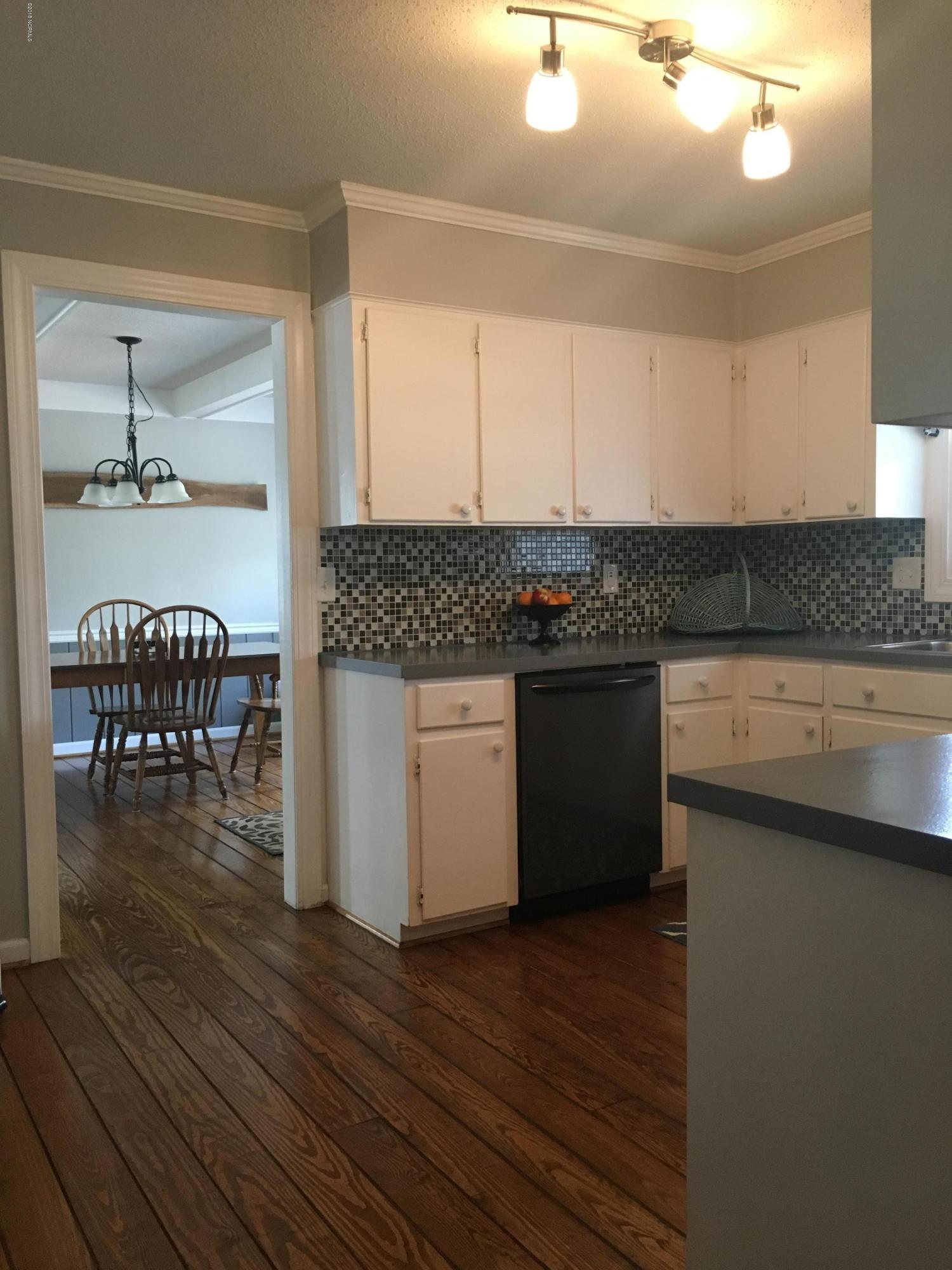 503 Alderson Road Washington, NC 27889 - Photo 8 of 17 008 Kitchen