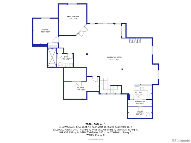 a black and white photo of a living room