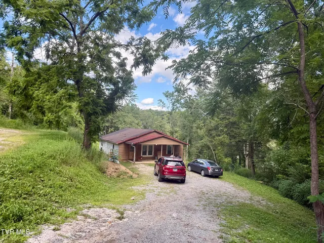 $129,000 | 116 Vines Road, Hampton, TN 37658