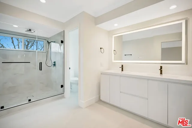 $6,750 | 4016 Camino Plano, Calabasas, CA 91302