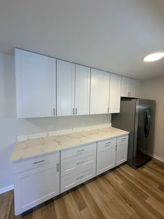 $270,000 | 720 Wellington Avenue, Unit 219, Elk Grove Village, IL 60007