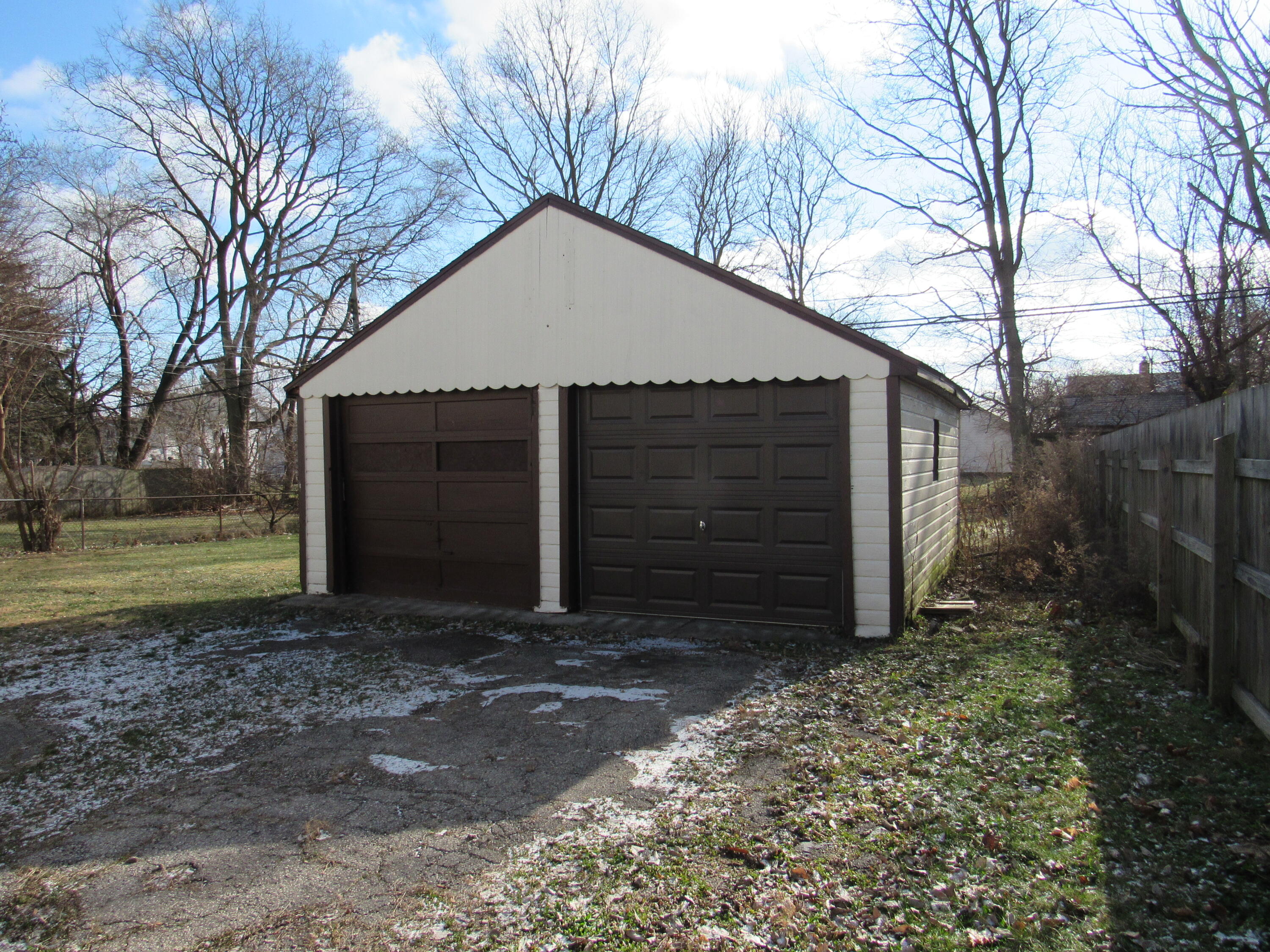 1803 Mound Street Springfield, OH 45505 - Photo 2 of 4